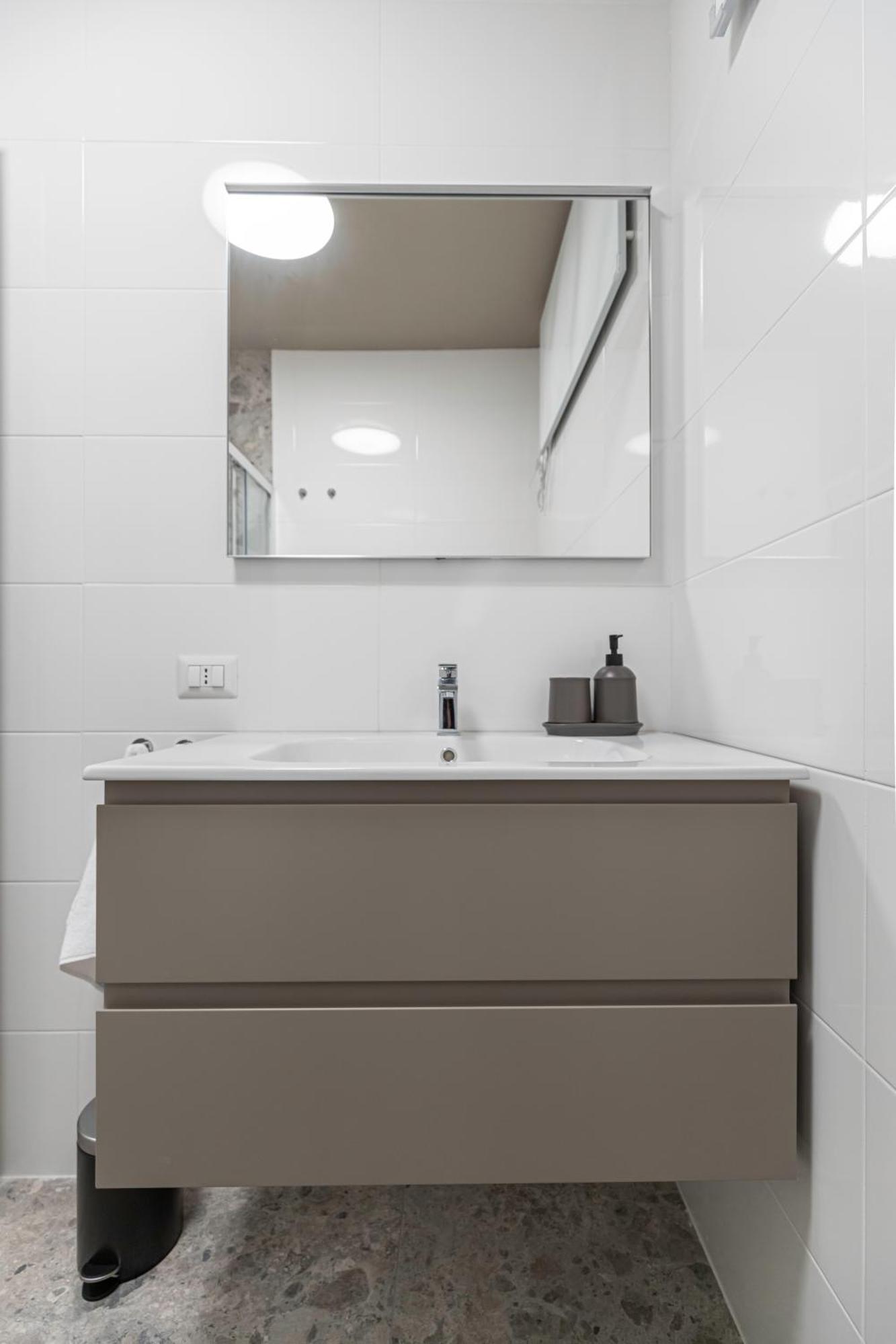 Apartamento Il Chiostro Di Santa Caterina Vimercate Exterior foto